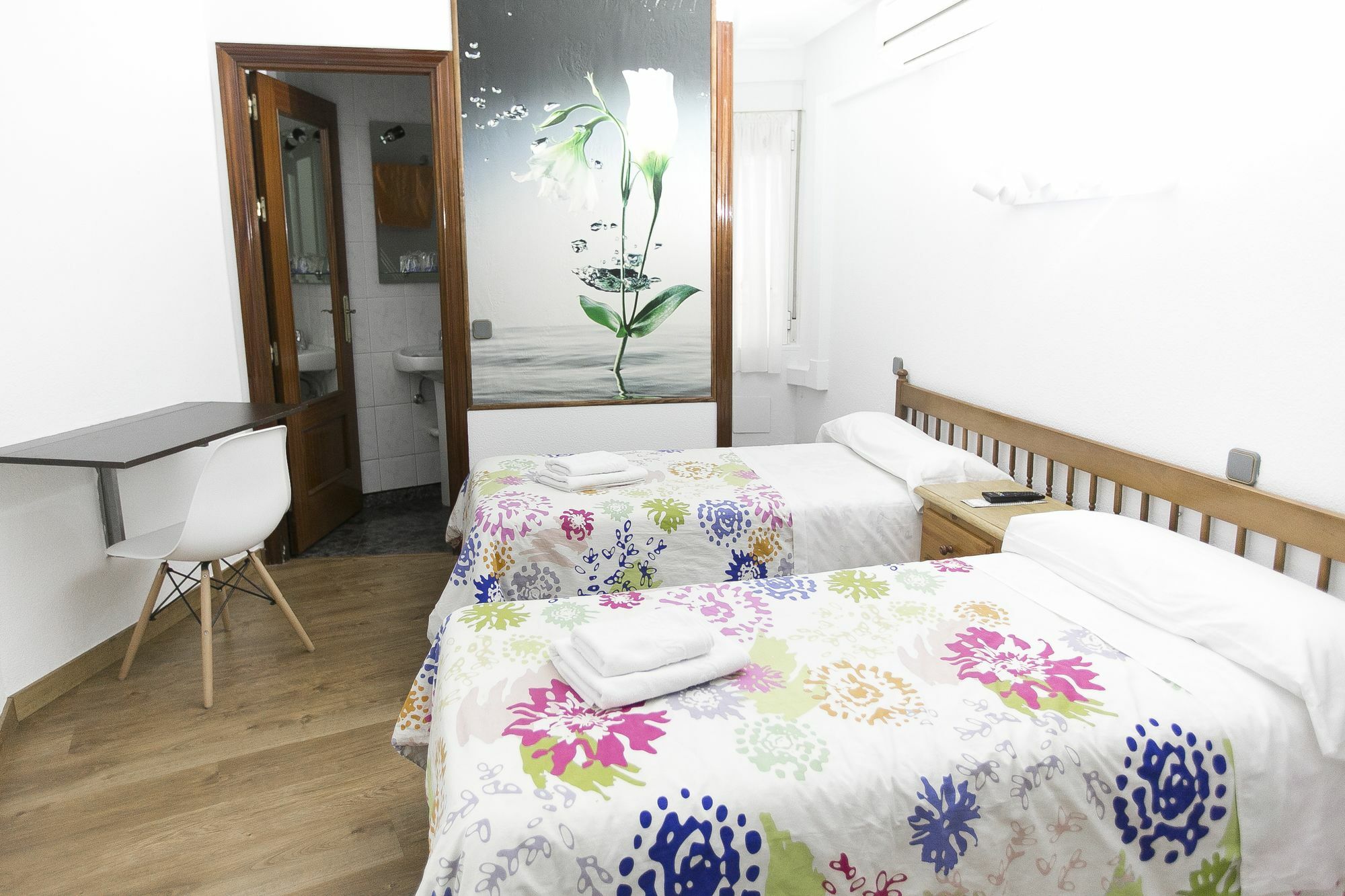 Ch La Banezana Hotel Madrid Eksteriør billede